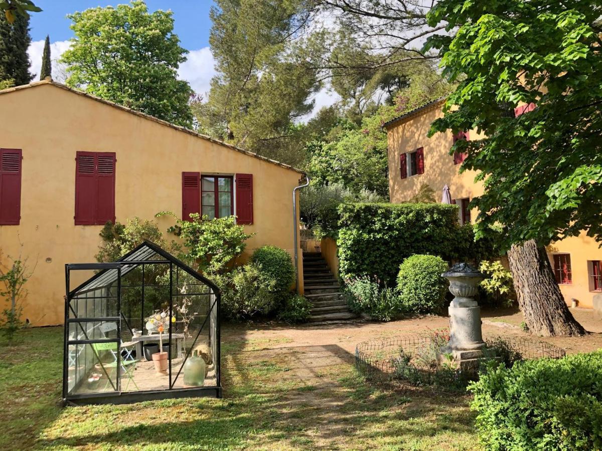 B&B Villa Roumanille Aix-en-Provence Exteriör bild