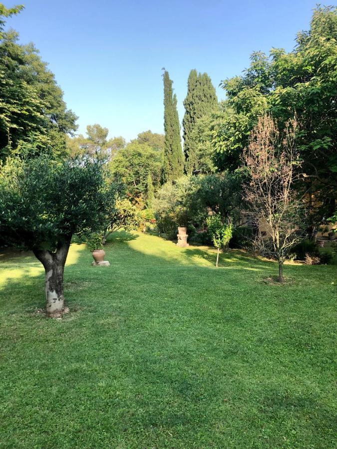 B&B Villa Roumanille Aix-en-Provence Exteriör bild