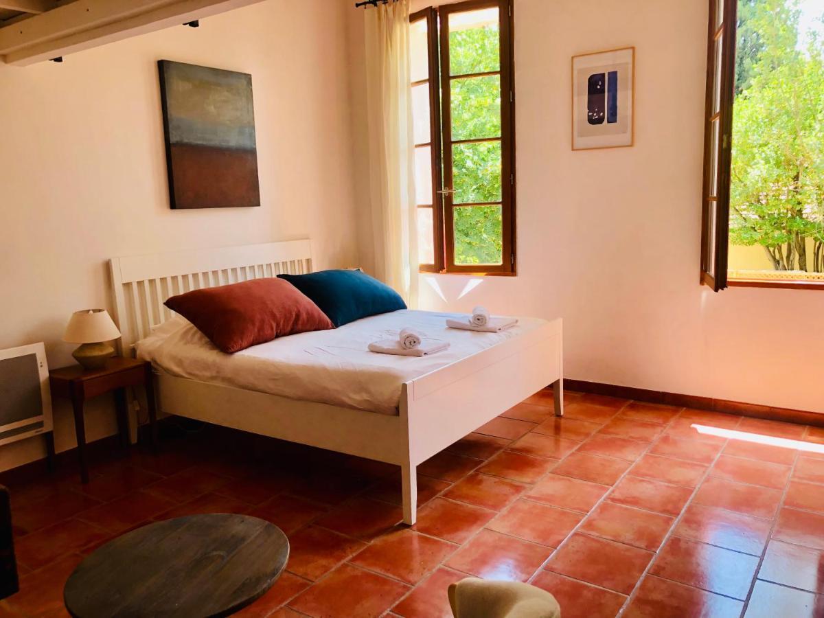 B&B Villa Roumanille Aix-en-Provence Exteriör bild