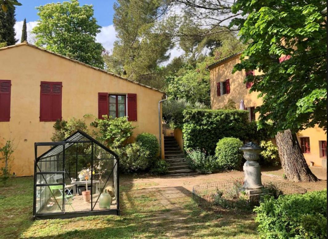 B&B Villa Roumanille Aix-en-Provence Rum bild