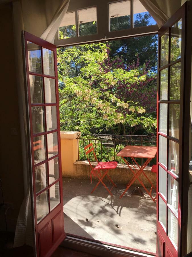B&B Villa Roumanille Aix-en-Provence Exteriör bild